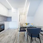 Stylish 179 Parque Santiago 2, Front Of The Sea * Playa de las Americas (Tenerife)