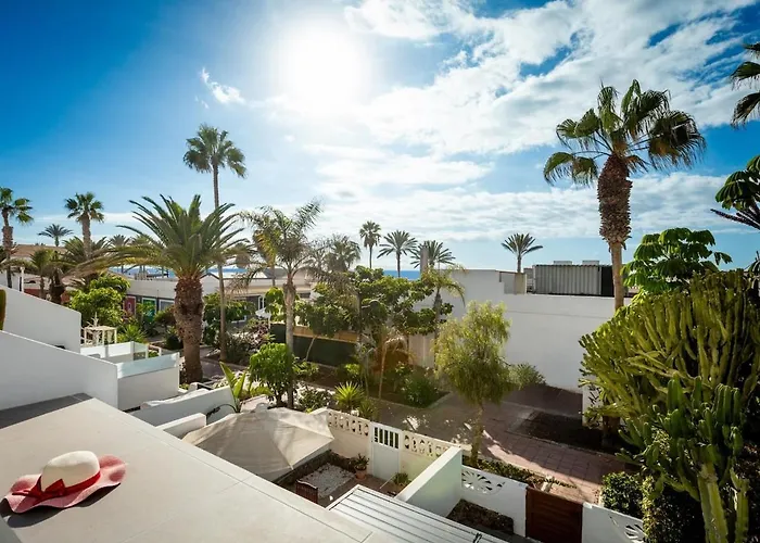 Апартаменты Stylish 179 Parque Santiago 2, Front Of The Sea Плая-де-лас-Америкас