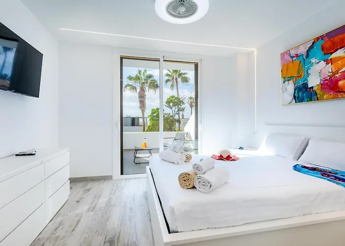 Апартаменты Stylish 179 Parque Santiago 2, Front Of The Sea Плая-де-лас-Америкас