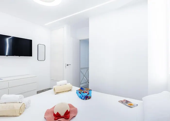Stylish 179 Parque Santiago 2, Front Of The Sea Apartment *