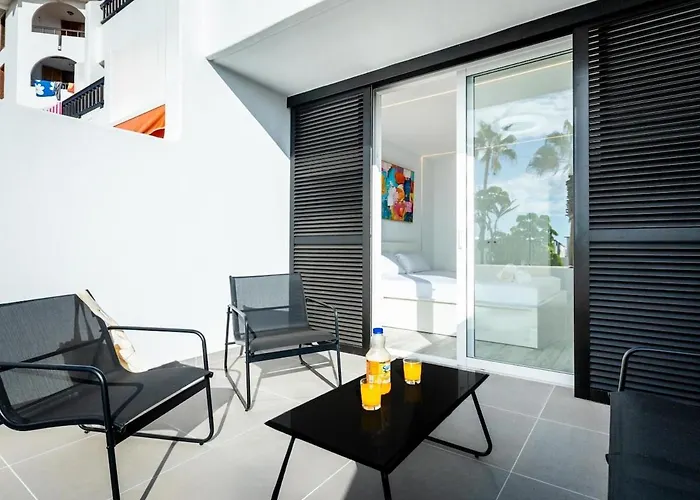 Stylish 179 Parque Santiago 2, Front Of The Sea Apartment